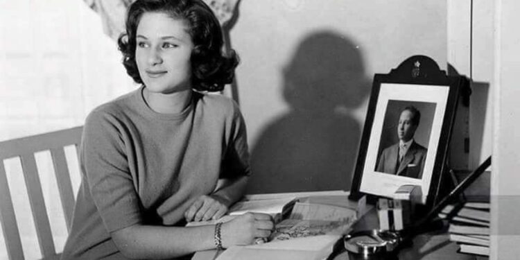 عينا ملكة العراق المستحيلة بات يسكنهما الموت