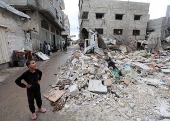 غزة.. قتلى وجرحى فلسطينيين في قصف إسرائيلي على مدرسة ومعهد أيتام