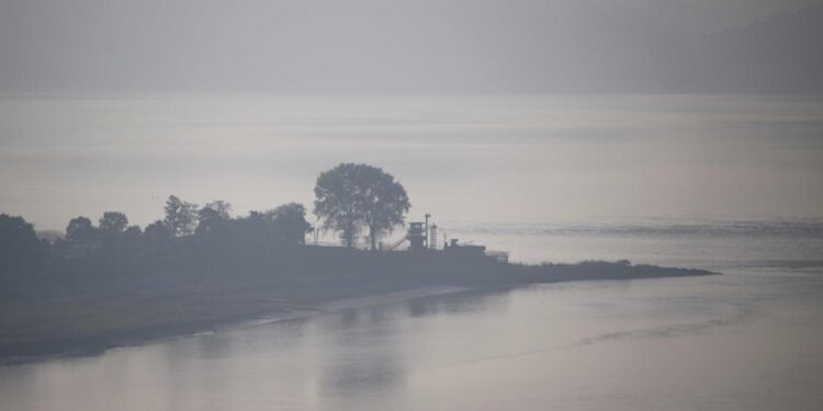 الصين تدعو إلى (تسوية سياسية) للتوتر في شبه الجزيرة الكورية