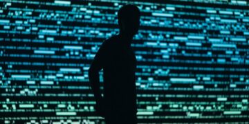 هل أصبحنا نعيش في عالم “أورويلي” تحت مراقبة جماعية؟