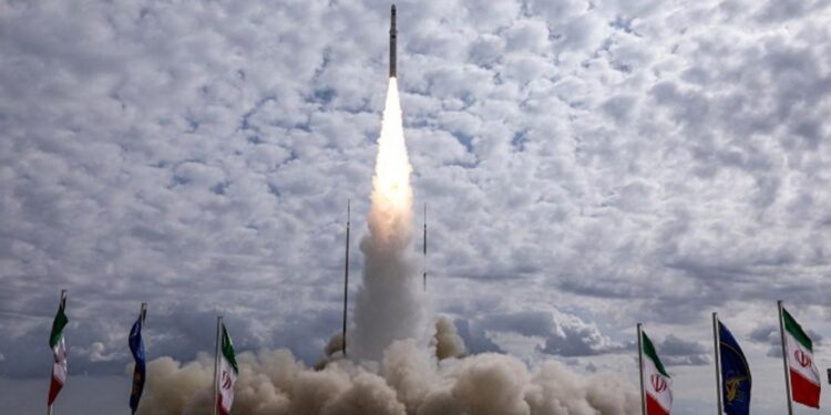 ايران.. اقتراح زيادة موازنة الدفاع 200 في المئة