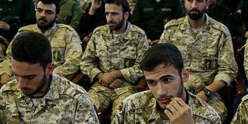 ايران.. إرسال متطوعين إلى لبنان يحتـــــاج لــ”قرار من المرشد”