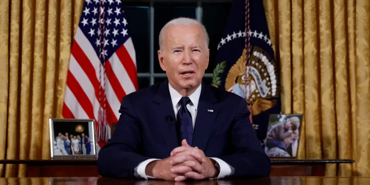 الاعلان عن تعزيز الموقف العسكري الأمريكي في الشرق الأوسط