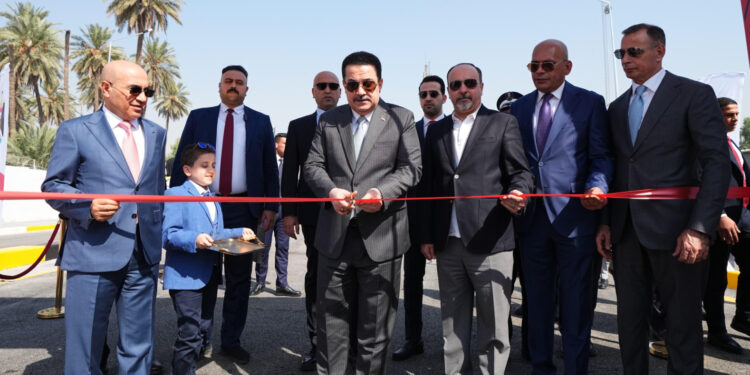 السوداني يفتتح مجسري عدن وصنعاء في الكاظمية مع انتشار أمني مكثف