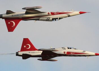 تركيا تعلن تحييـــد 14 عماليا بغارات جوية في اقليم كردستان