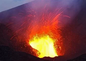 أيسلندا مهددة بكارثة بسبب ارتفــــاع حرارة الأرض