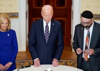 (حسابات الطاقة وانتخابات أميركا) تحاصــر رد إسرائيل “المنتظر” على إيران