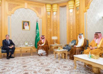 بن سلمان وبلينكن يبحثان وقف التصعيد في المنطقة