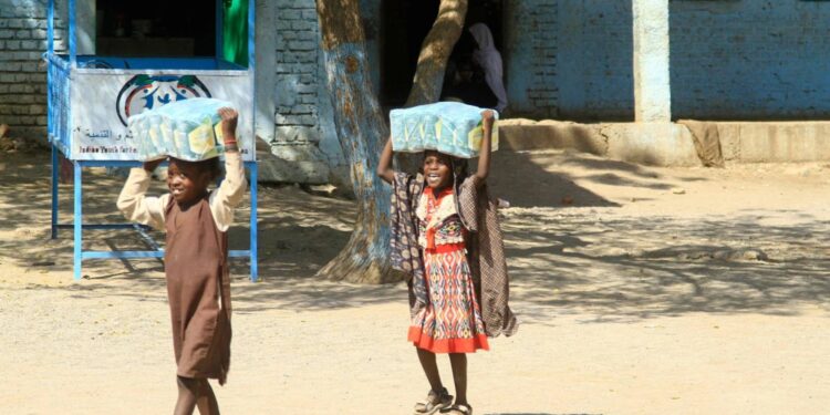 السودان.. برنامج الأغذية العالمي يحذر من “مجاعة محدقة”