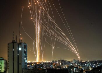 عــام على شرارة غزة،، أشعلت أكبر مواجهة في تاريخ غزة وإسرائيل والمنطقة برمتها