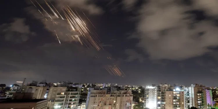 منشآت نفطية ومواقع استراتيجية في بنك أهداف رد إسرائيل على إيران