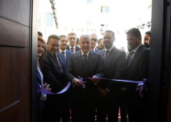 رئيس الجمهورية يفتتح مكتبة الاتحاد العام للأدباء والكتّاب في العراق