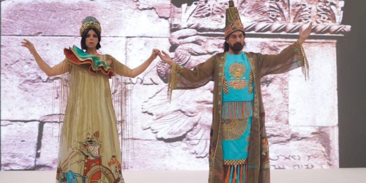 دار الأزياء العراقية تقدم التاريخ والحضارة في مدينة زايد في أبو ظبي