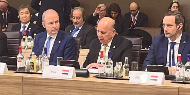 وزير الخارجية يحذر من استمرار النزاع في المنطقة