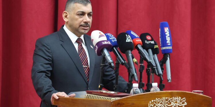 اصدار أمر قبض بحق رئيس هيئة النزاهة حيدر حنون