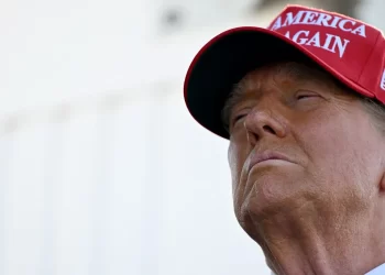 كيف تؤثر “رسوم ترامب الجمركية” على النمو في أميركا