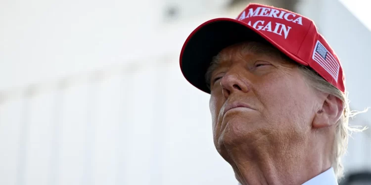 كيف تؤثر “رسوم ترامب الجمركية” على النمو في أميركا