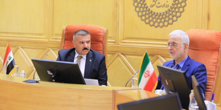 وزير الداخلية في طهران يناقش ملفات الأمن والزيارة الأربعينية