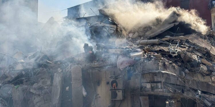 هجوم بأعنف الغارات على جنوب لبنان والبقاع