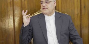 أول صور تكشف إصابة السفير الإيراني في بيروت