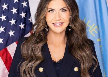 من هي مرشحة ترامب لوزارة الأمن الداخلي؟