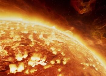 روسيا.. علماء يرصدون 8 توهجات شمسية قوية تسببت في خلل بشبكات الاتصالات