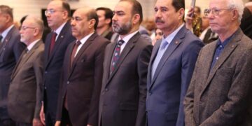 بحضور ومشاركة الوكيل الاقدم لوزارة الثقافة والسياحة والآثار الشاعر اتحاد الأدباء والكتاب يختتــم مهرجان الجواهري بنسخته ال 15 نصرةً للبنان وفلسطين