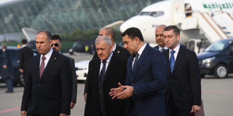 رئيس الجمهورية يصل أذربيجان للمشاركة في قمة المناخ الأممية