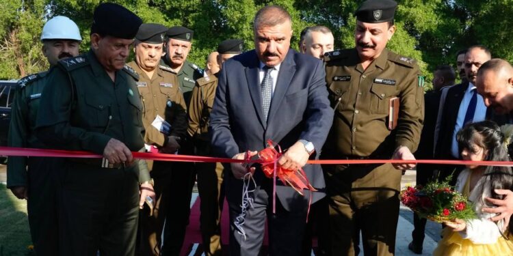 وزير الداخلية يفتتح مركز شرطة الخورنق في بغداد