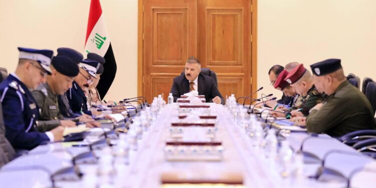 وزير الداخلية يترأس اجتماعا لمناقشة الاستعدادات لتأمين القمة العربية في بغداد