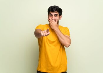 ما هو رهاب الابتسامة وكيف يمكن علاجه؟