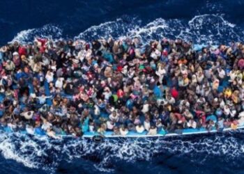 مأساة الهجرة السرية بأسلوب شاعري