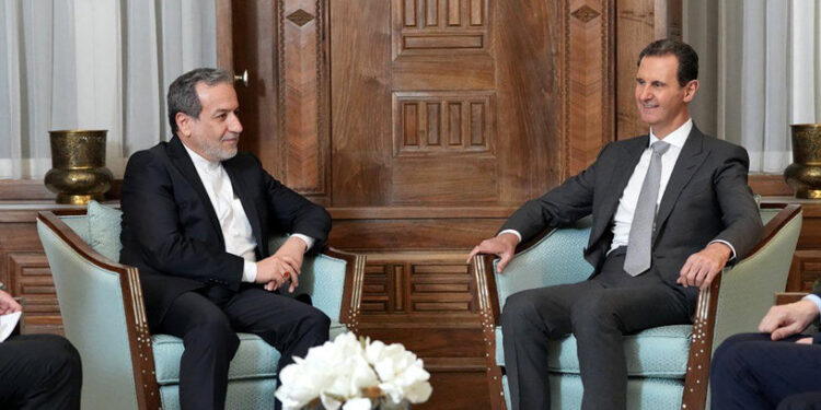 ايران.. استمرار وجود المستشارين العسكريين في سوريا بناء على طلب دمشق