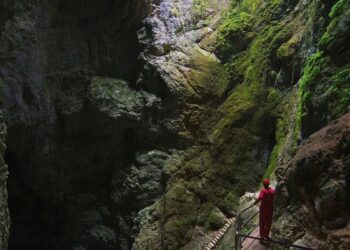 مغارات تازة المغربية… جيولوجيا الأساطير