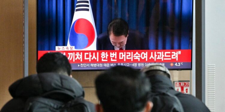 رئيس كوريا الجنوبية يتعهد “القتال حتى آخر لحظة” دفاعا عن منصبه