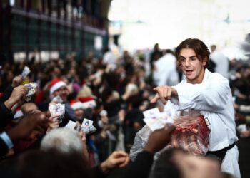 لندن.. مزاد اللحوم ينتعـــش بعيد الميلاد