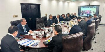 اجتماع موسع بالبنك المركزي لمناقشة إعادة هيكلة مصرف الرافدين