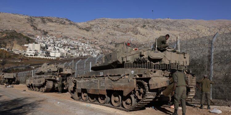 الجيش الإسرائيلي ينفـــــي أنباء “تقدمه أو اقترابه” من دمشق