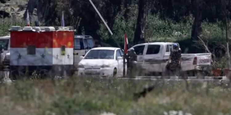 الجيش السوري ينسحب من كامل القنيطرة والفصائل تقتــــرب من دمشق