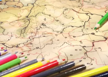 ماذا وراء الخطوط الزرقاء والخضراء والبنفسجية في خرائط الشرق الأوسط ,,, “الألوان تحكم المنطقة”