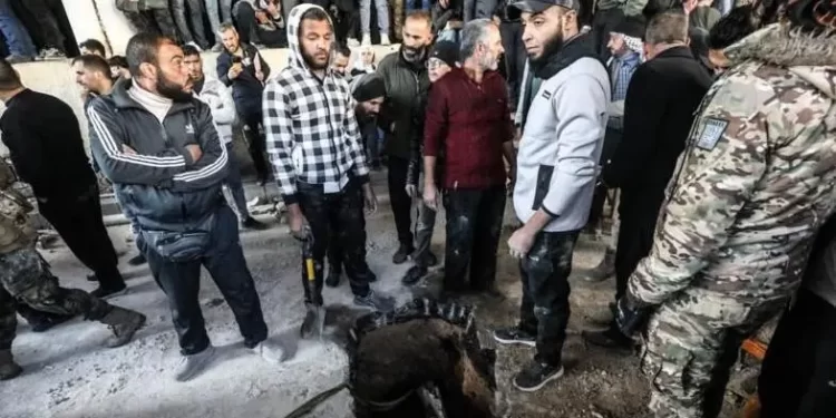 الشرع يتوعد بـمحاسبة “المتورطين في تعذيب الشعب السوري”,, وانتهاء عمليات البحث  داخل سجن صيدنايا