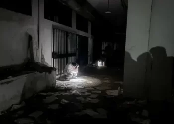 الكشف عن هوية الأمريكي المعتقل في سجون الأسد