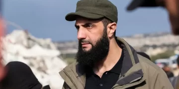 الجولاني.. منفتحون على تسوية سياسية وإنهاء الحرب لكـــن “ليس الآن”