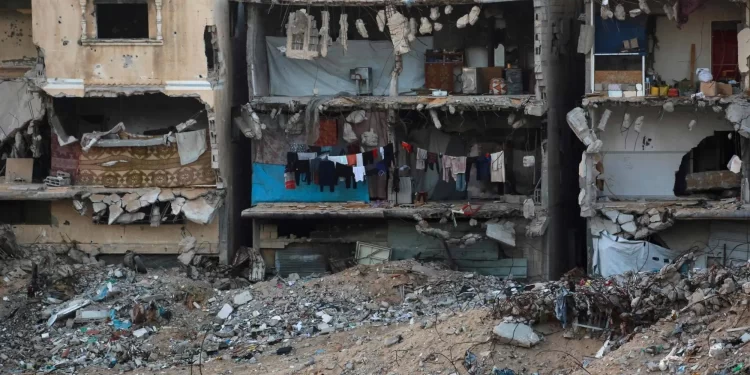 غزة.. 12ضحية في قصف إسرائيلي على مناطق متفرقة