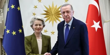 إردوغان وفون دير لاين يدعمـــان تأسيس “إدارة شاملة” في سوريا