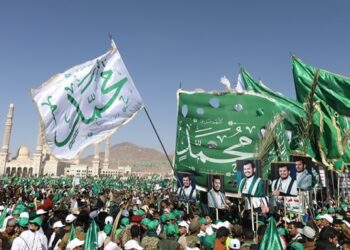 هل حان الوقت لدفع قادة الحوثيين للحاق بـ “بشار الأسد”؟