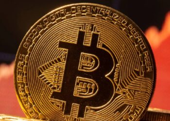 البتكوين تستقر قرب مستواها التاريخي والاسواق تترقب تحركات ترامب