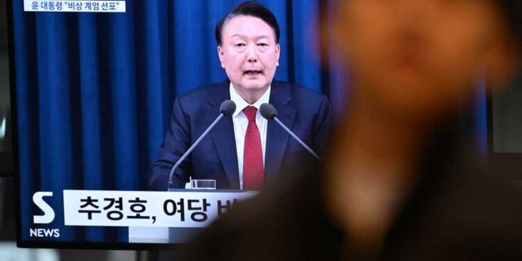 كوريا الجنوبية.. الرئيس يرفع الأحكام العرفية وسط دعوات للإضراب والتنحي واستقالات جماعية