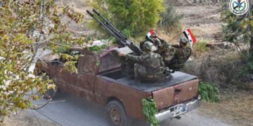سوريا.. الجيش يدخل بـ”أضخم رتل عسكري” إلى ريف حماة
