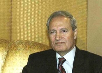فاروق الشرع يرحب بسقوط نظام بشار الأسد